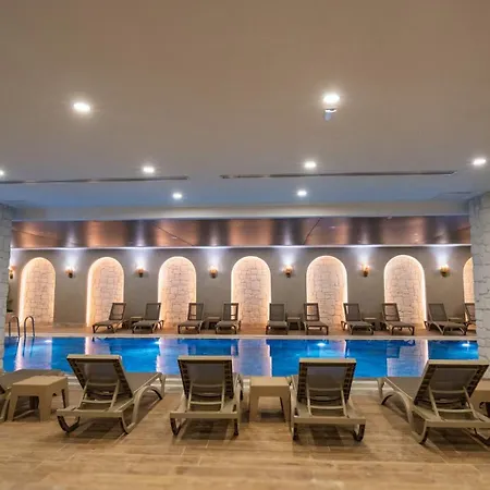 Sy Boutique Luxury Hotel