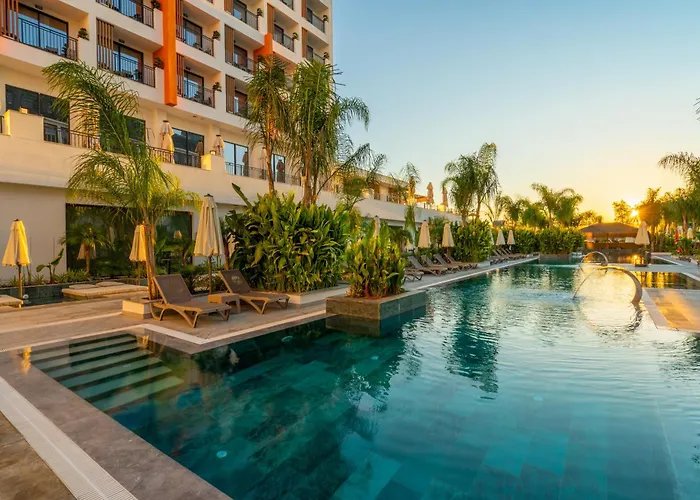 Sy Luxury Hotel